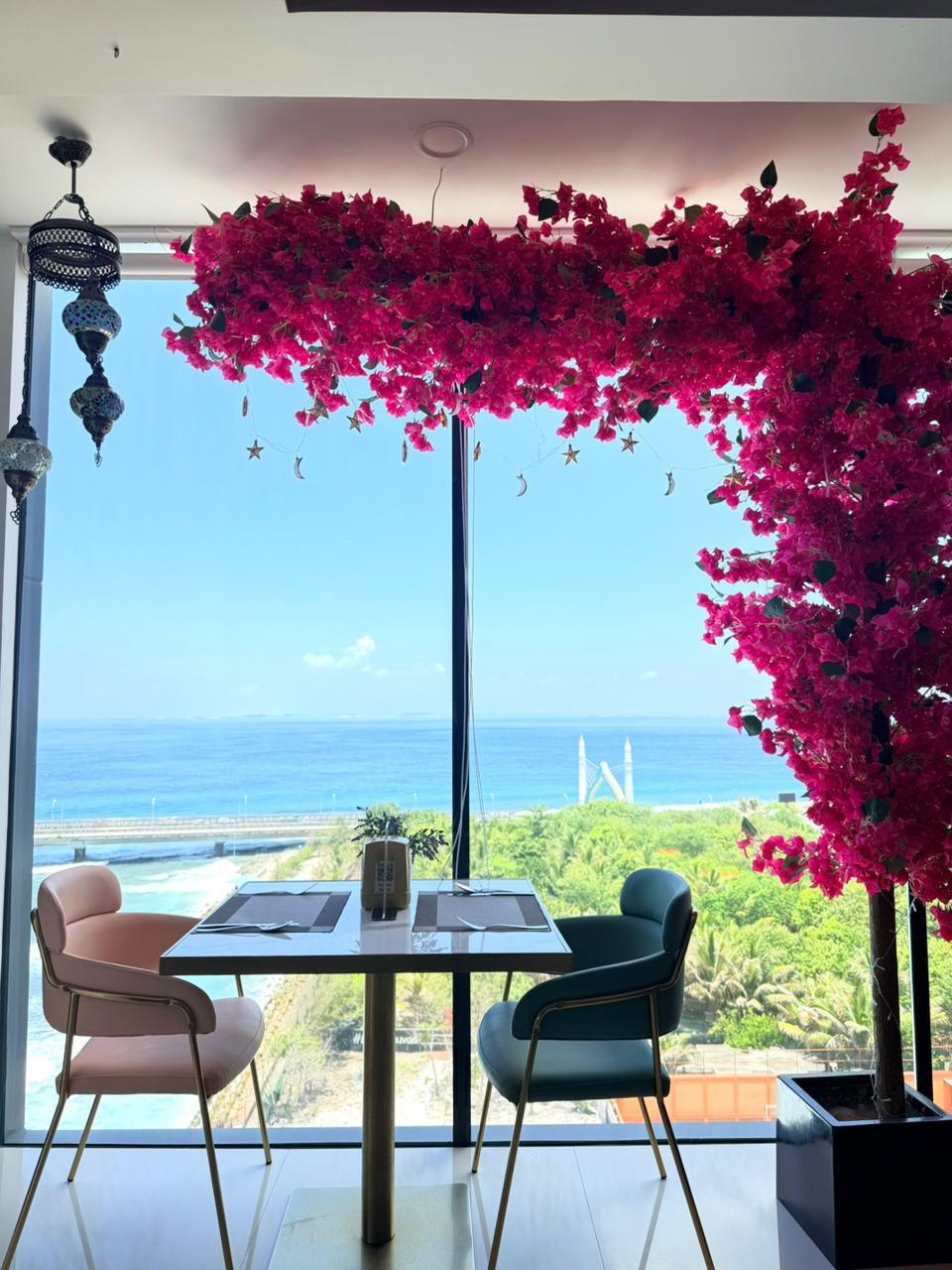 Lazeez Gourmet interior