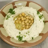 Hummus Beiruti