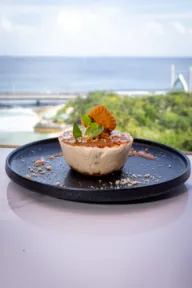 Lotus cheesecake