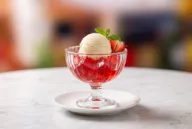 Strawberry jelly with Ice cream